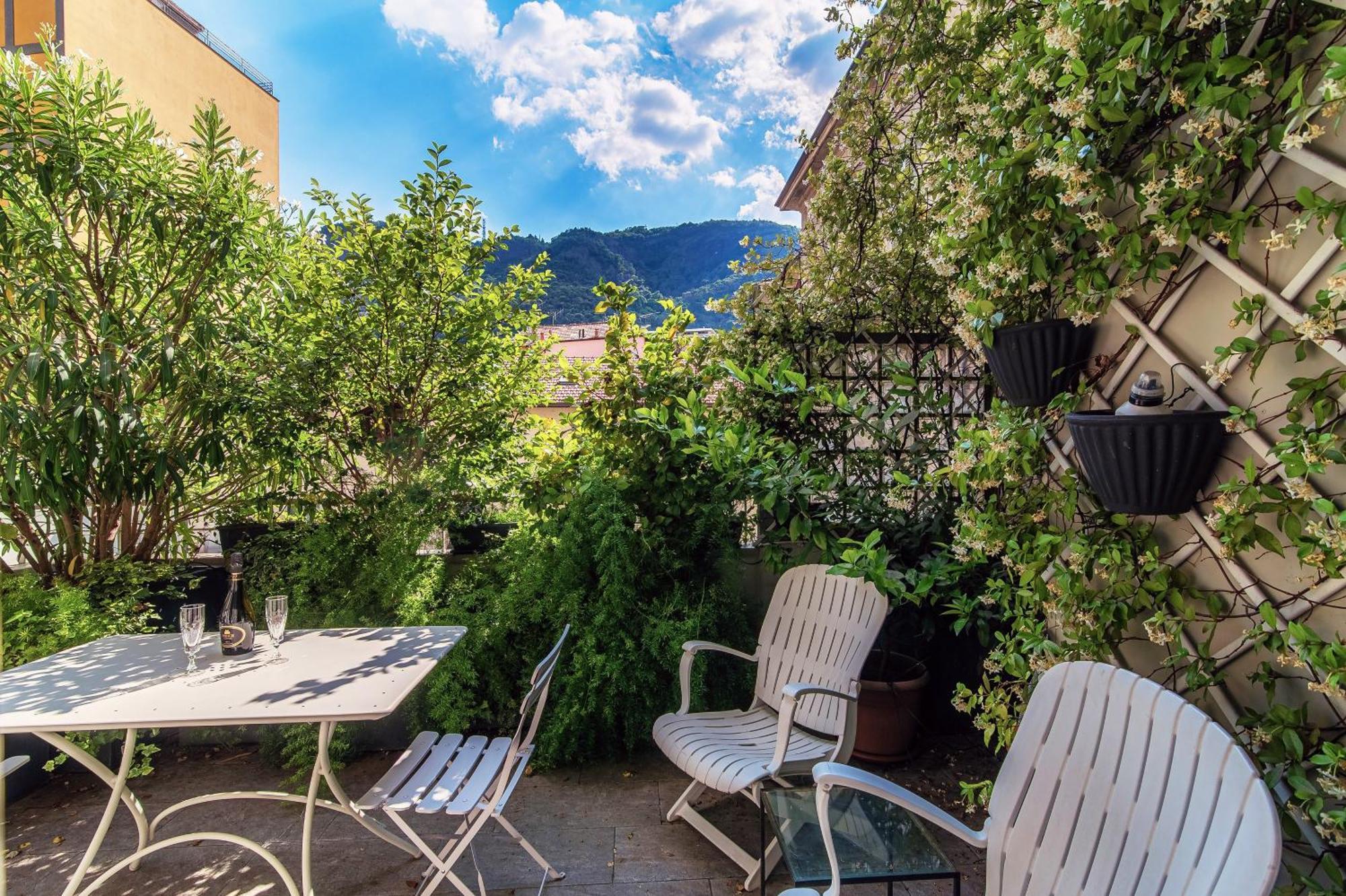 Green Home 65 - The House Of Travelers Como Bagian luar foto